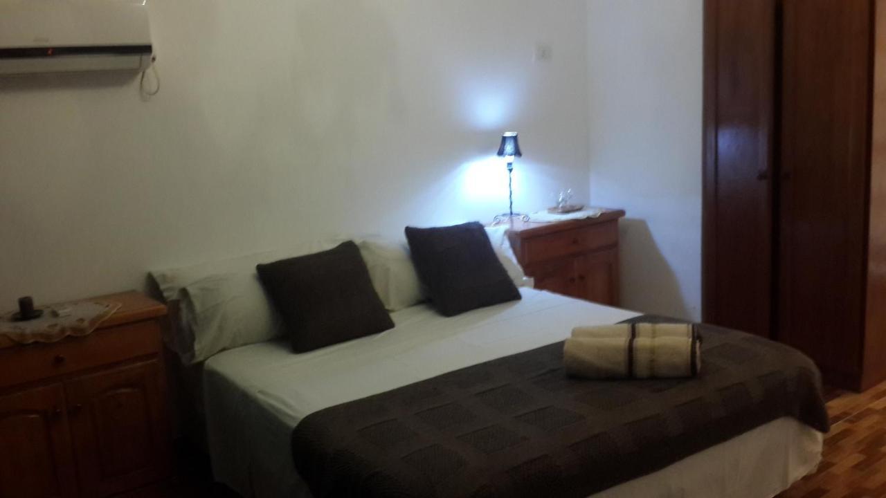 Casa Folks - Bed And Breakfast Puerto Iguazú Eksteriør billede